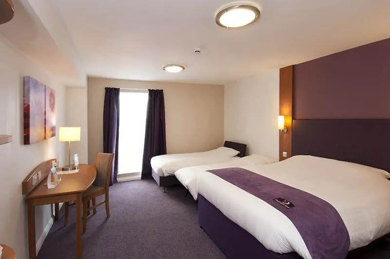 מלון Premier Inn London דאגנהאם