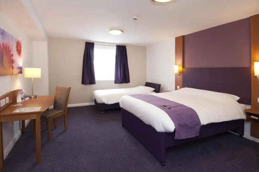 מלון Premier Inn London דאגנהאם